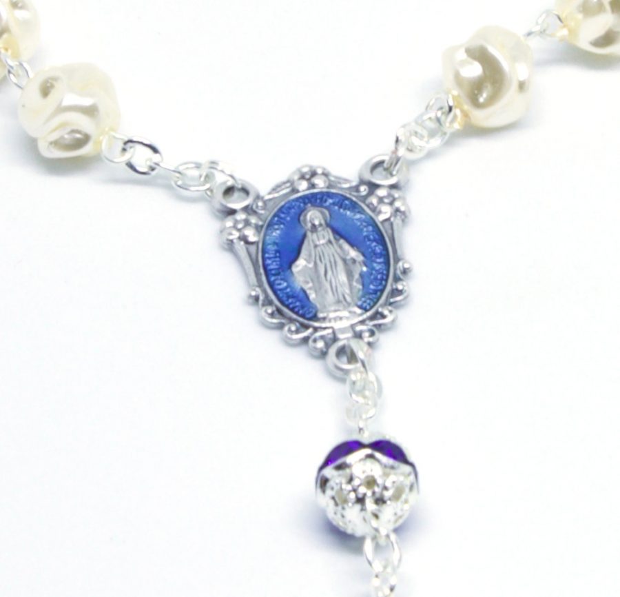 Luxurious Pearl Cobalt Rosary Centerpiece Front