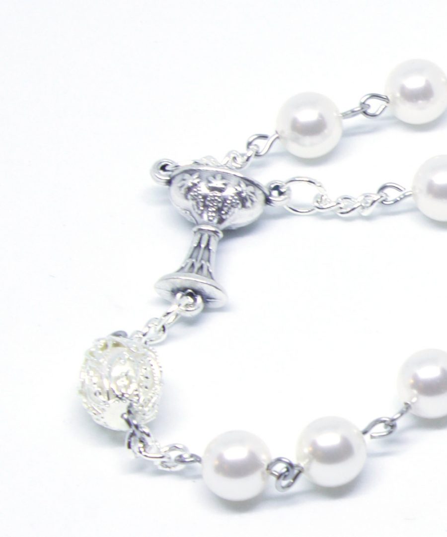 TRB White Pear First Communion Rosary Centerpiece